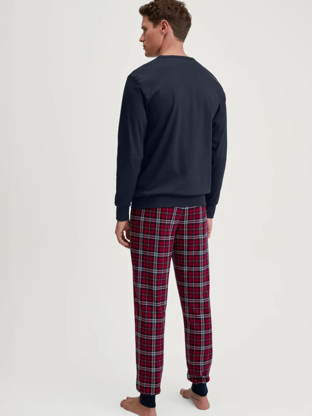 Bündchen-Pyjama