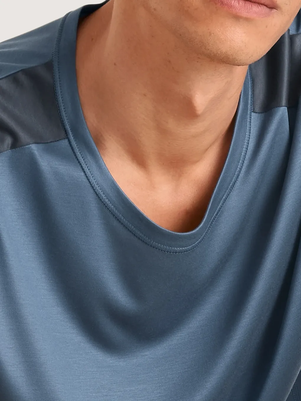 Kurzarm-Shirt