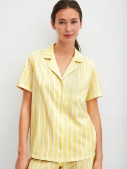 Kurzarm-Shirt mit Knöpfen