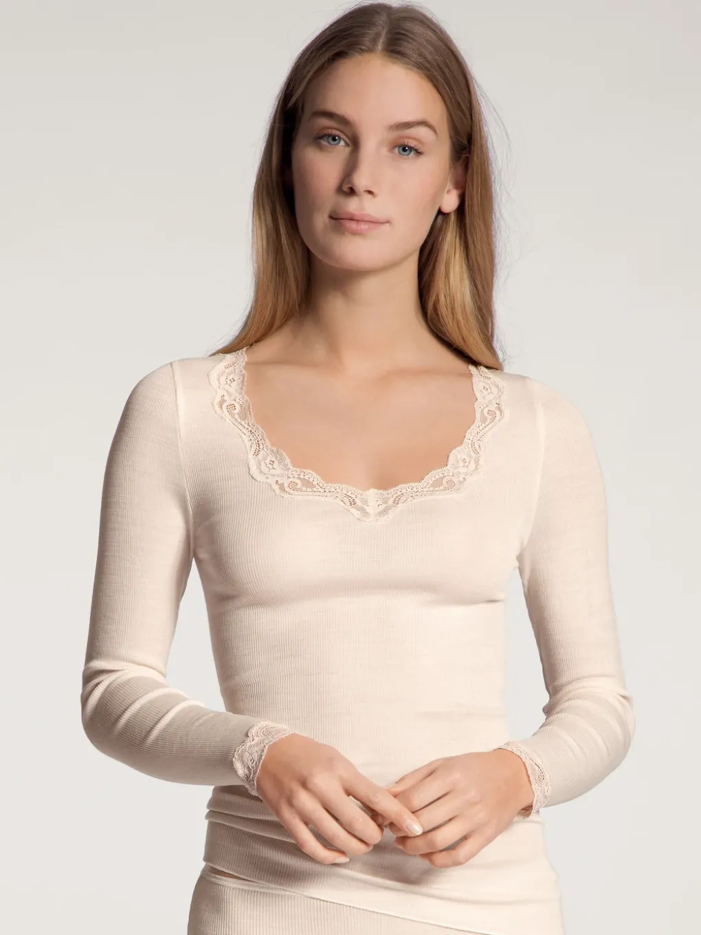 Langarm-Shirt aus Wolle & Seide