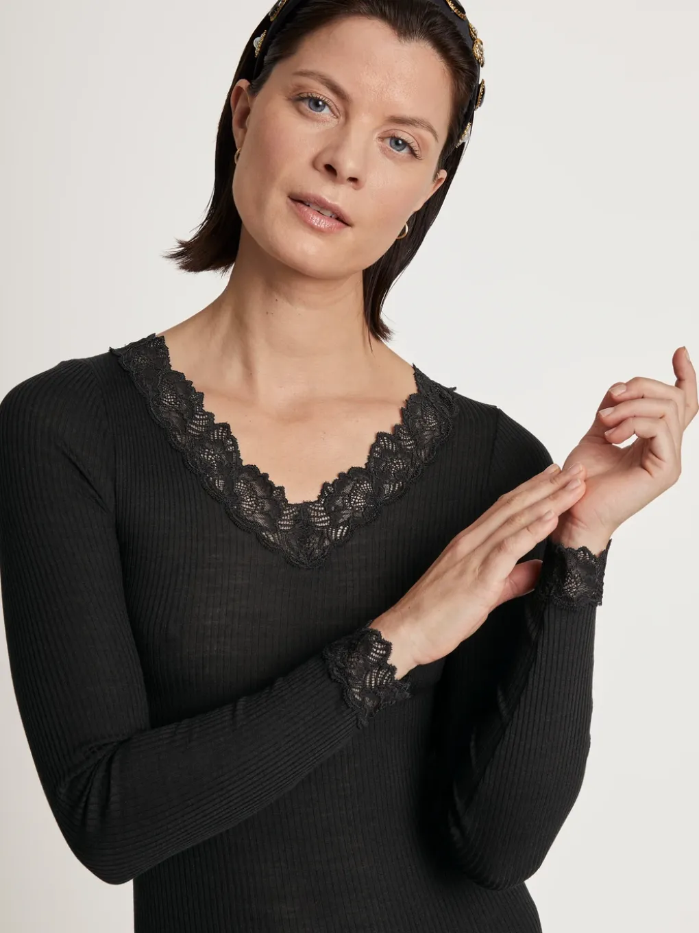 Langarm-Shirt mit Wolle & Seide