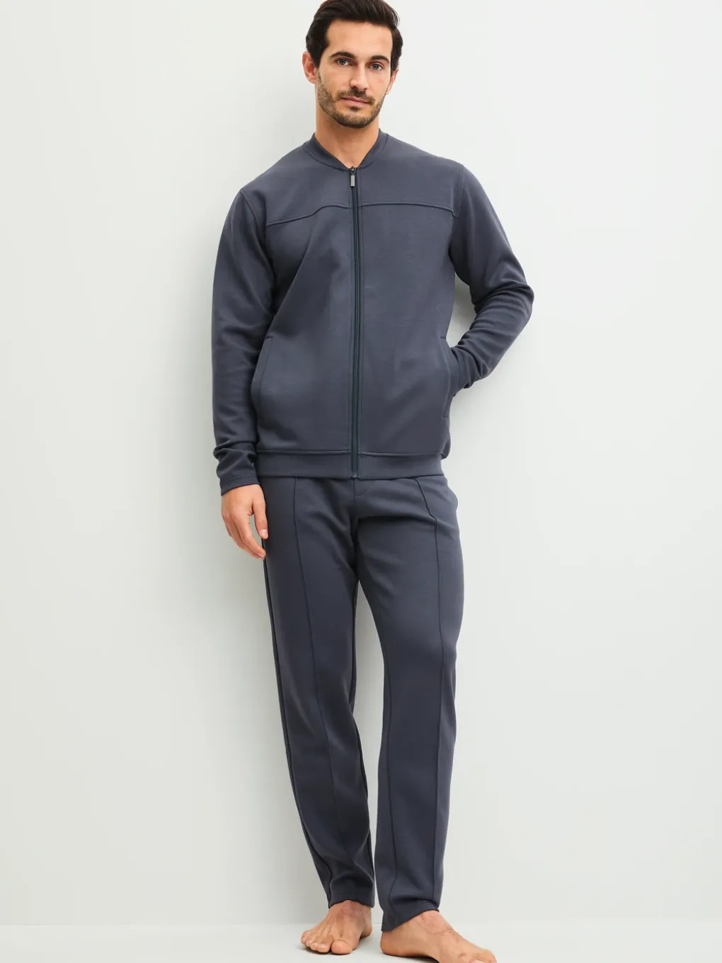 Loungehose mit Seitentaschen