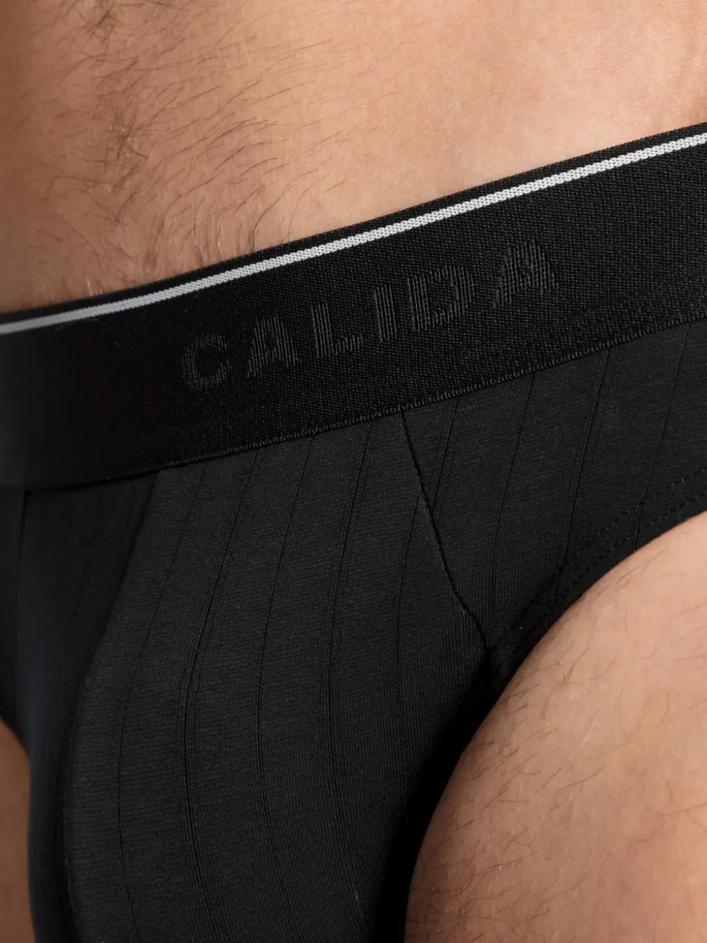 Mini-Slip, Elastikbund