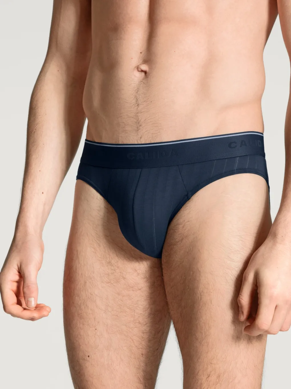 Mini-Slip, Elastikbund