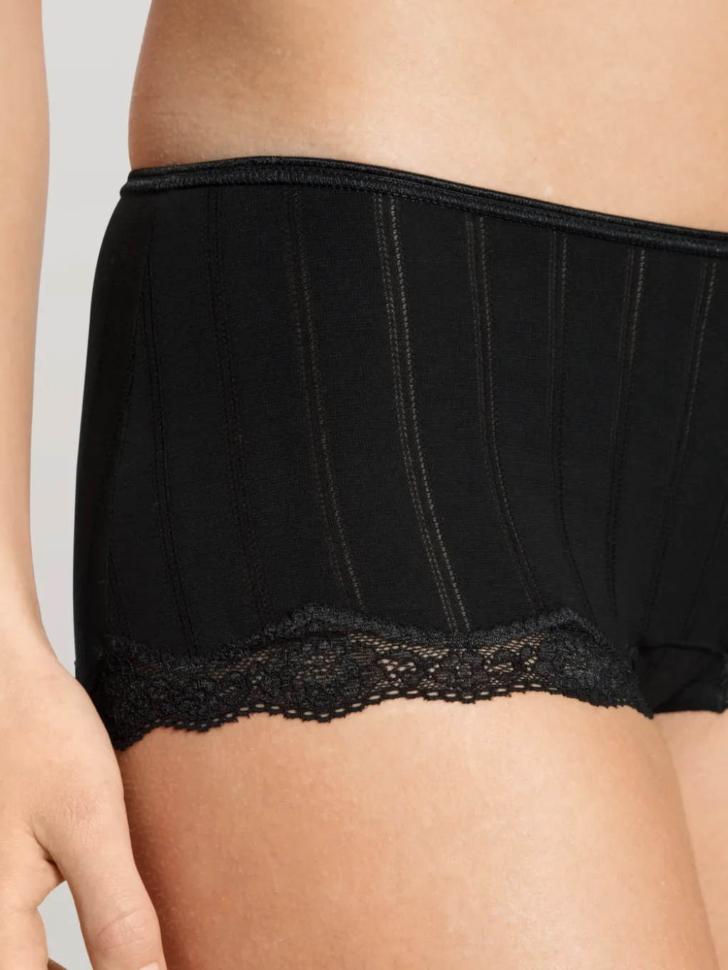 Panty, low cut