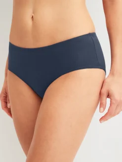 Panty, low cut