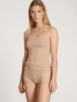 Panty, regular cut