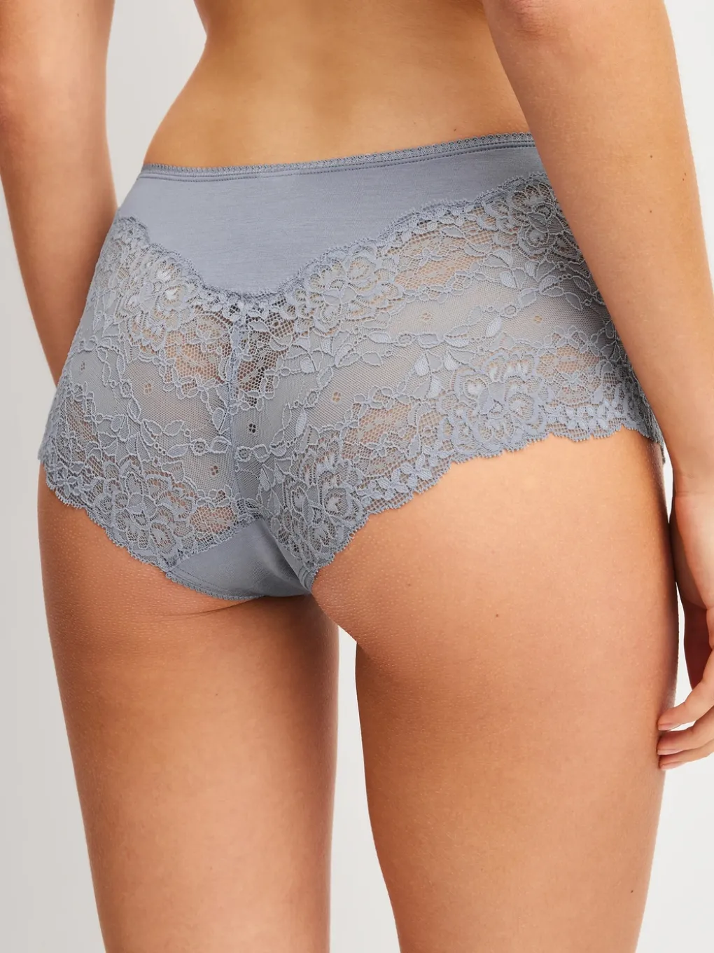 Panty, regular cut