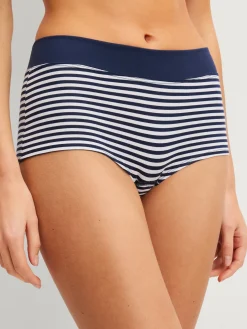 Panty, regular cut