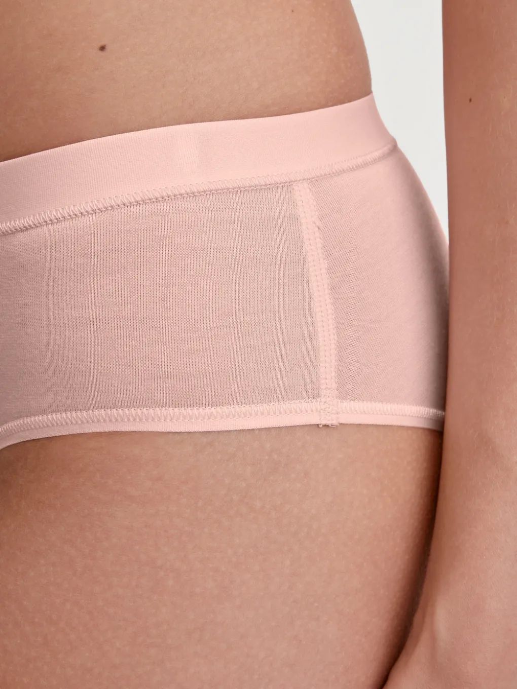 Panty, regular cut
