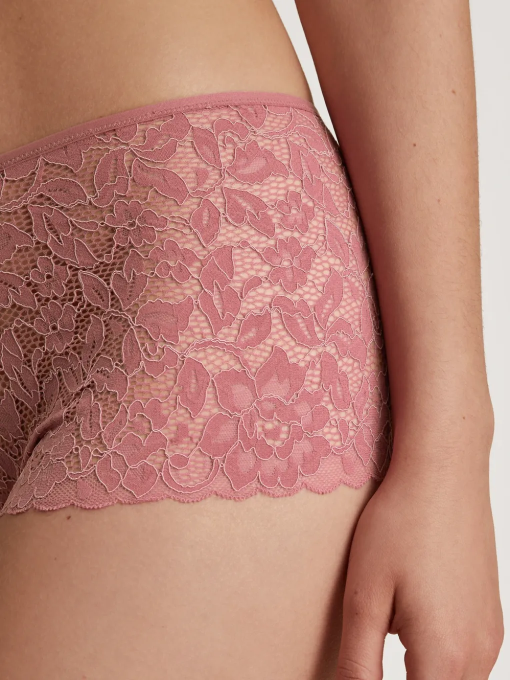 Panty, regular cut