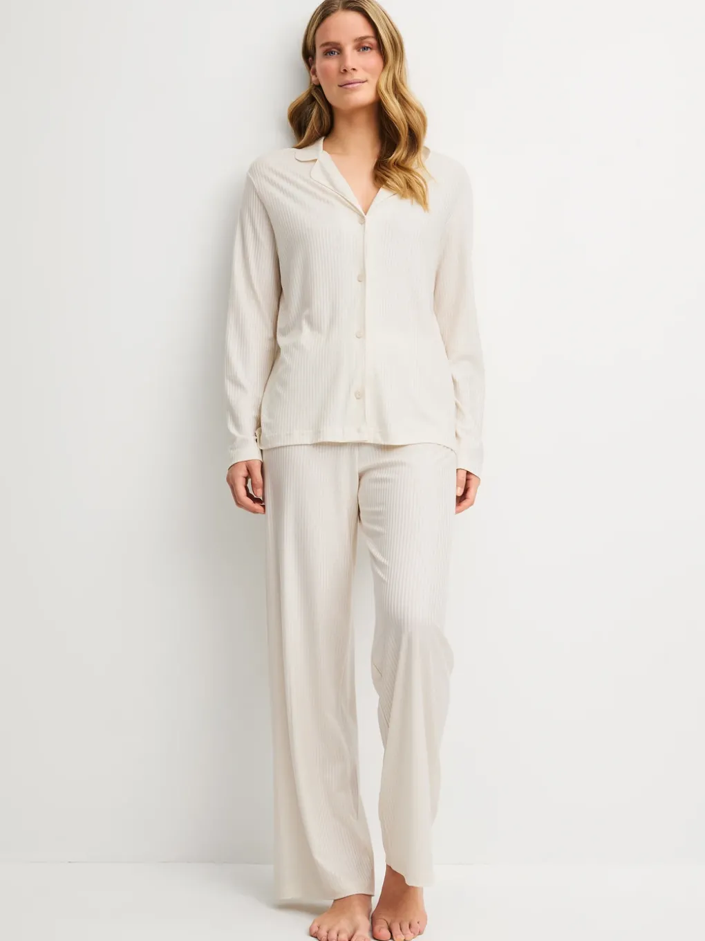 Pyjama aus TENCEL™ mit Knöpfen