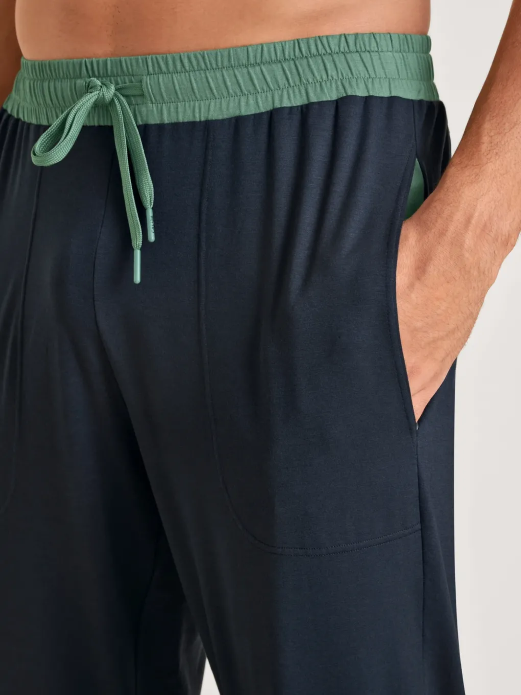 Pyjamahose mit Bündchen
