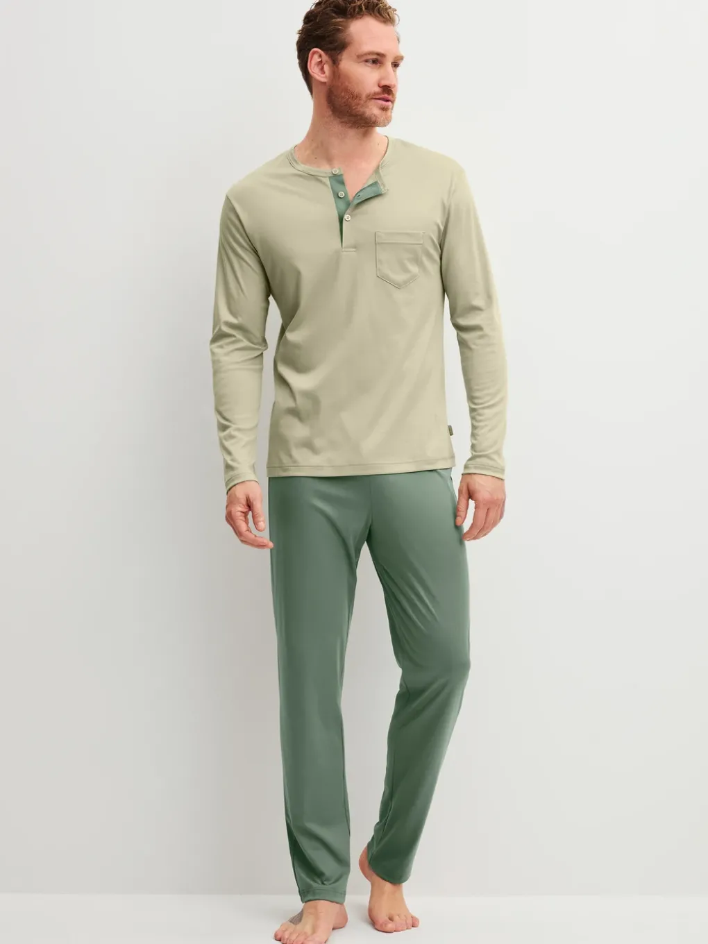 Pyjama, lang