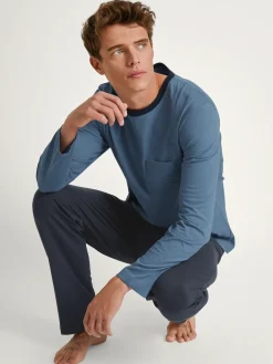 Pyjama, lang
