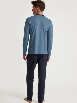 Pyjama, lang