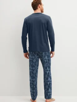 Pyjama, lang