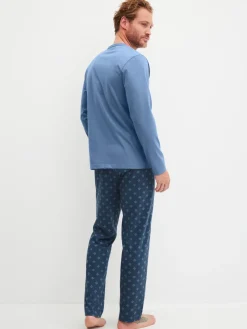 Pyjama, lang
