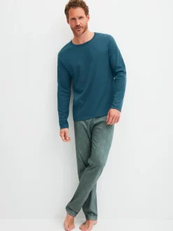Pyjama, lang