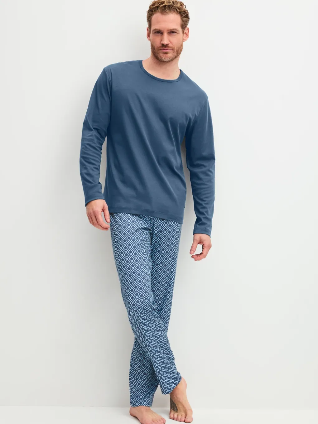 Pyjama, lang