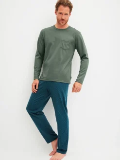 Pyjama, lang