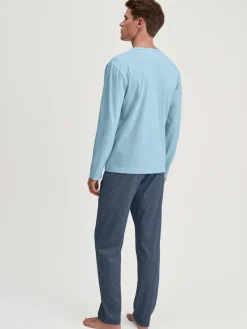 Pyjama, lang