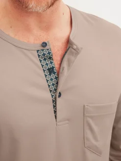 Pyjama, lang