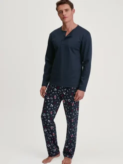 Pyjama, lang