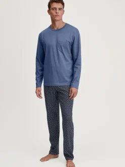 Pyjama, lang