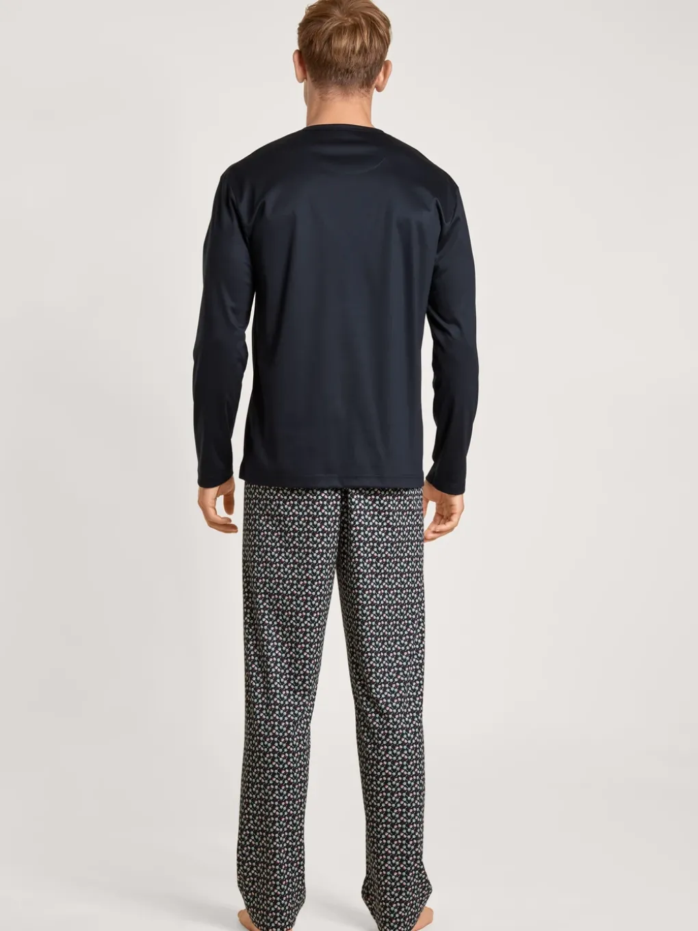 Pyjama, lang