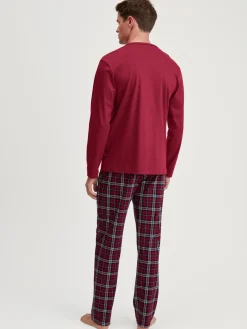 Pyjama, lang