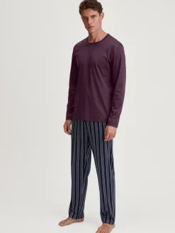 Pyjama, lang