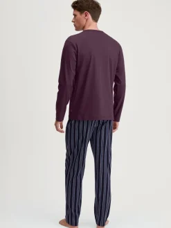 Pyjama, lang