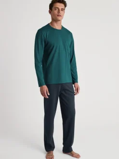 Pyjama, lang