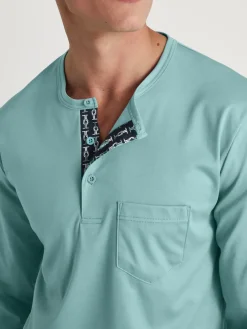 Pyjama, lang