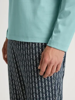 Pyjama, lang