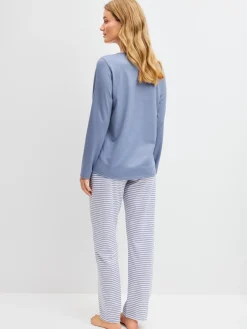 Pyjama, lang