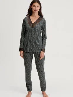 Pyjama, lang