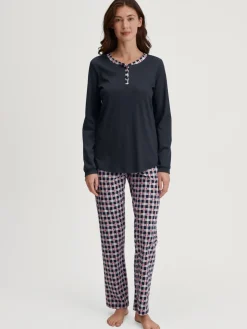 Pyjama, lang