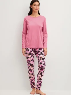 Pyjama, lang
