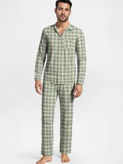 Pyjama mit Knöpfen