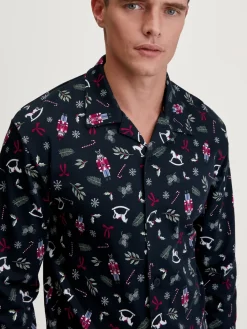 Pyjama mit Knöpfen