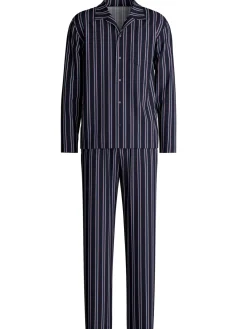 Pyjama mit Knöpfen