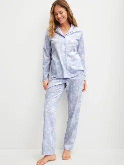 Pyjama mit Knöpfen