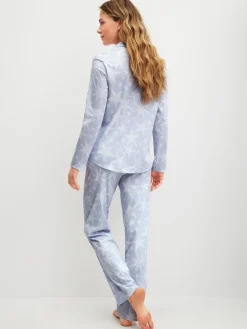 Pyjama mit Knöpfen