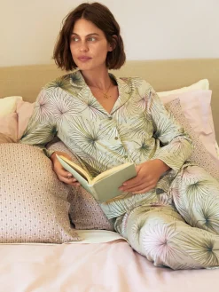 Pyjama mit Knöpfen