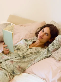 Pyjama mit Knöpfen