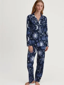 Pyjama mit Knöpfen