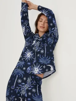 Pyjama mit Knöpfen