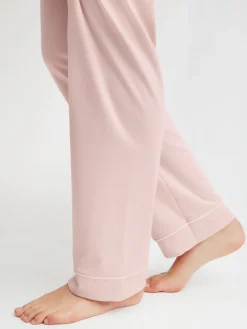 Pyjama mit Knöpfen